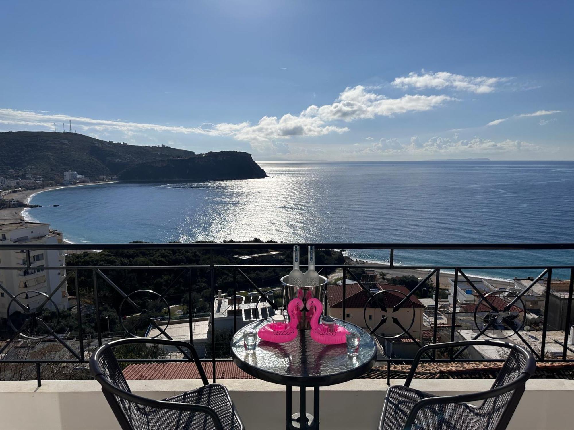 Roumers Himara Exterior foto