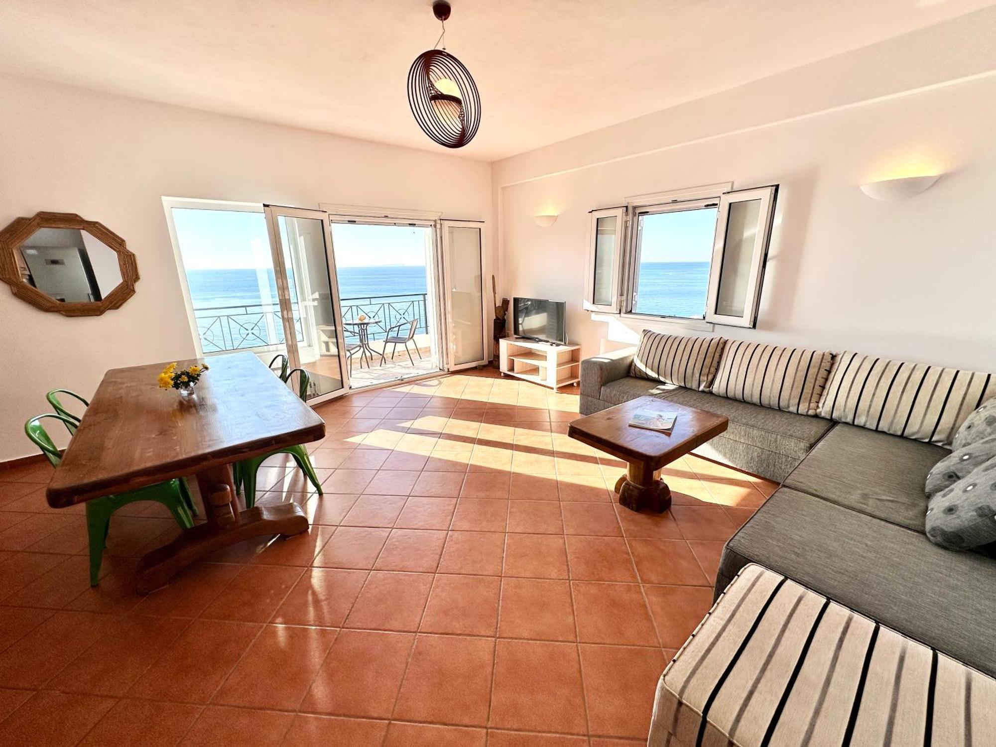 Roumers Himara Exterior foto